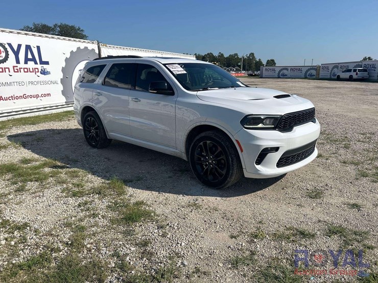 2021-dodge-durango-image-2