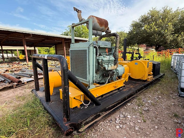 jws-165l-triplex-well-service-pump-p/b-detroit-diesel,-skidded-image-1