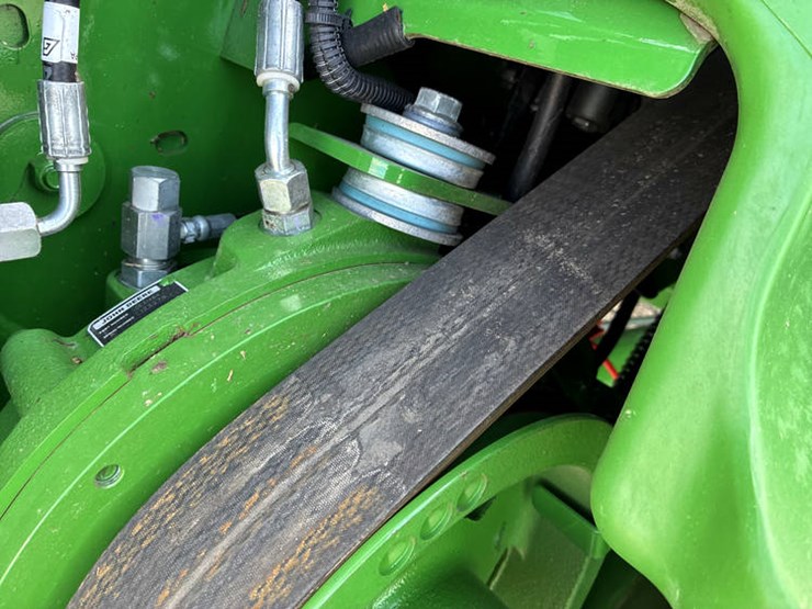 2024-john-deere-s790-image-11