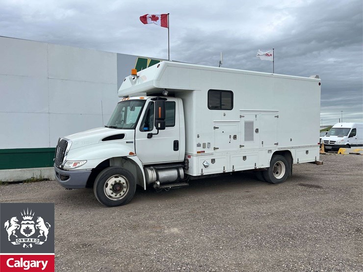 2012-international-durastar-4300-image-1