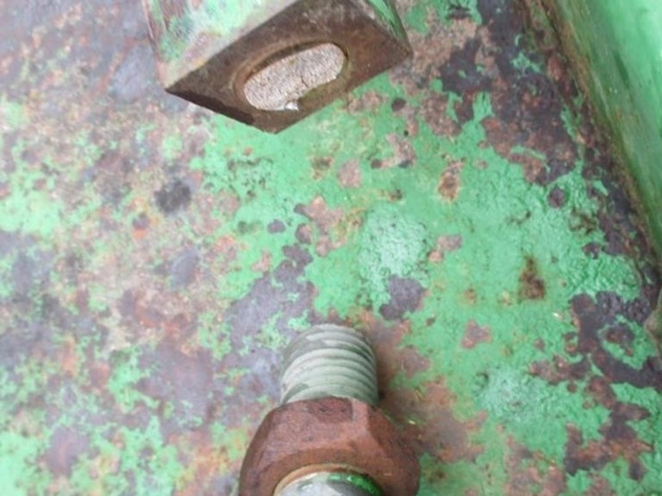 john-deere-709-image-3