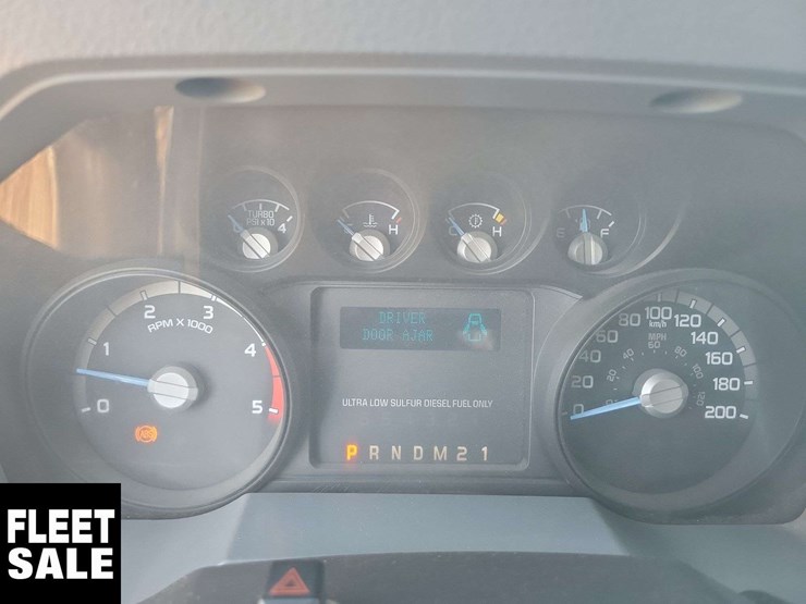 2011-ford-f550-image-10