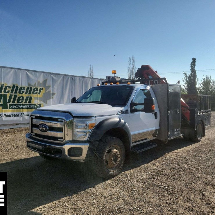 2011 FORD F550
