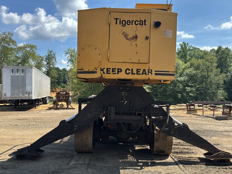 tigercat-230-image-3