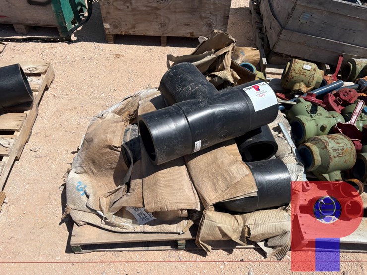 (6)-pallets-of-assorted-poly-pipe-fittings,-tank-gaskets,-belts,-&-bushing-image-3