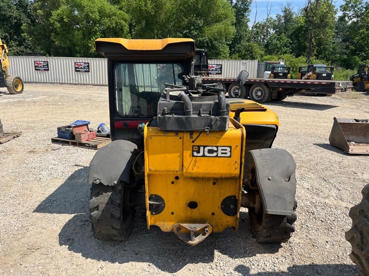 2015-jcb-525-60-image-4