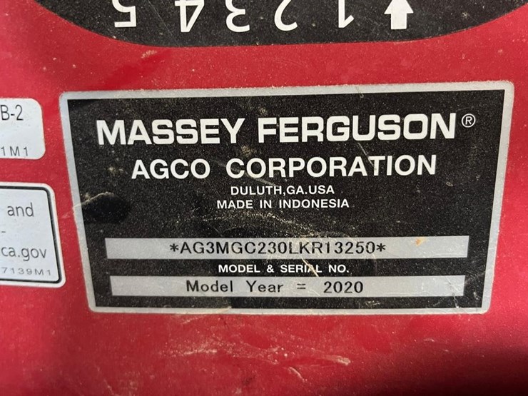 2020-massey-ferguson-gc1723eb-image-38