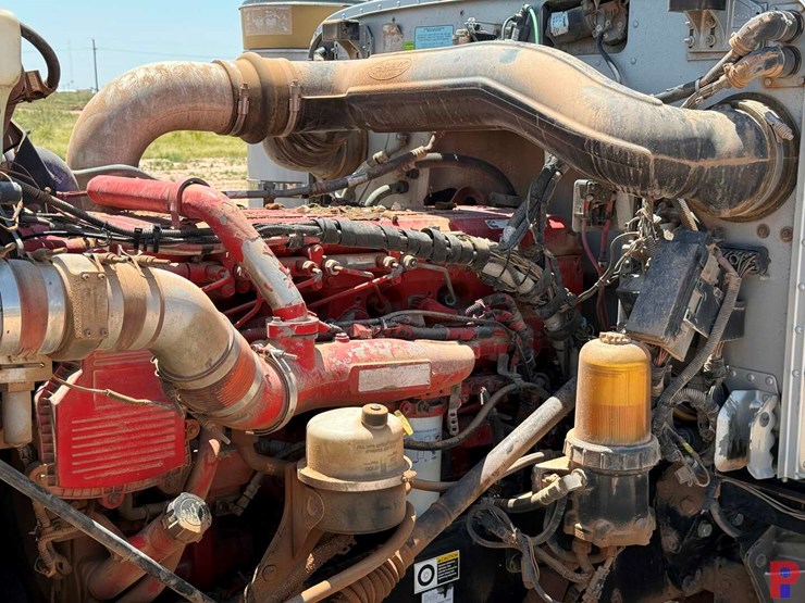 2013-peterbilt-367-image-6
