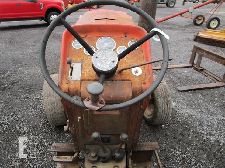 massey-ferguson-175-image-6