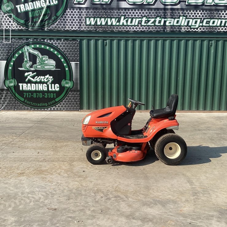 2013 KUBOTA T2080