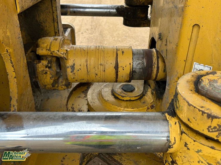 2016-caterpillar-836k-image-25
