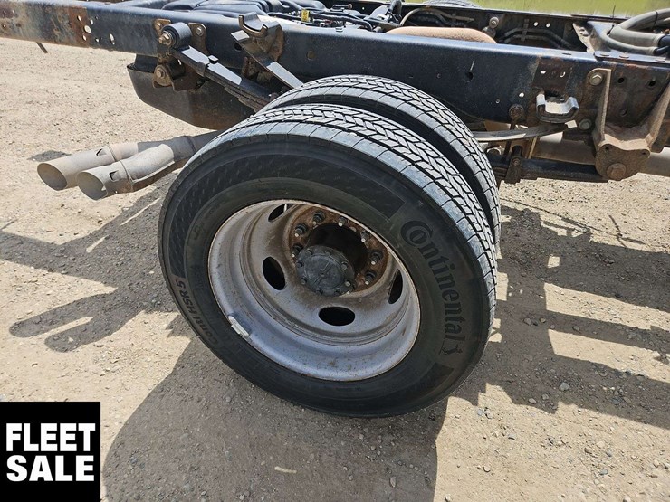 2019-ford-f550-image-27