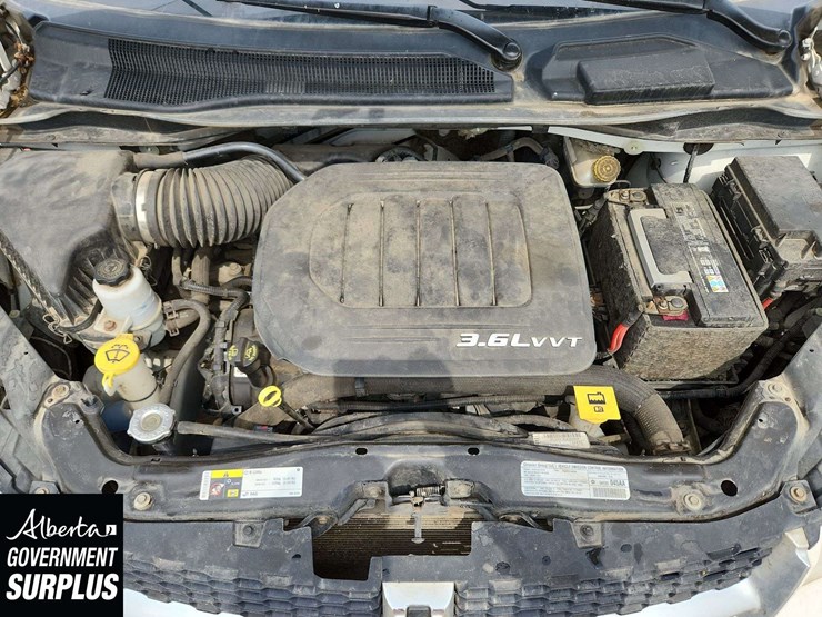 2013-dodge-grand-caravan-image-19
