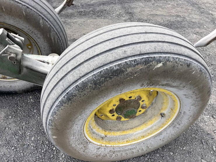john-deere-714-image-9
