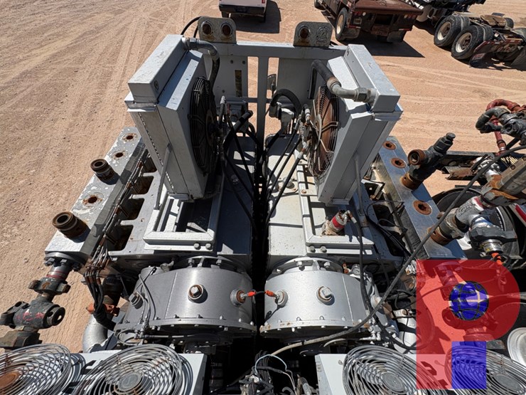 2012-cryogenic-vessel-alternatives-3-axle-15k-2,000-hp-double-pumper-trailer-image-20