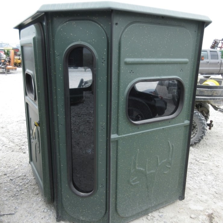 Redneck Predator 360 Hunting Blind