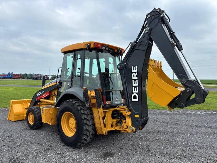 2018-john-deere-2018-image-4