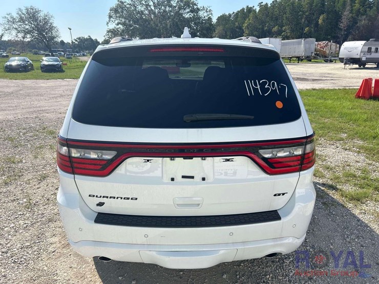 2021-dodge-durango-image-21