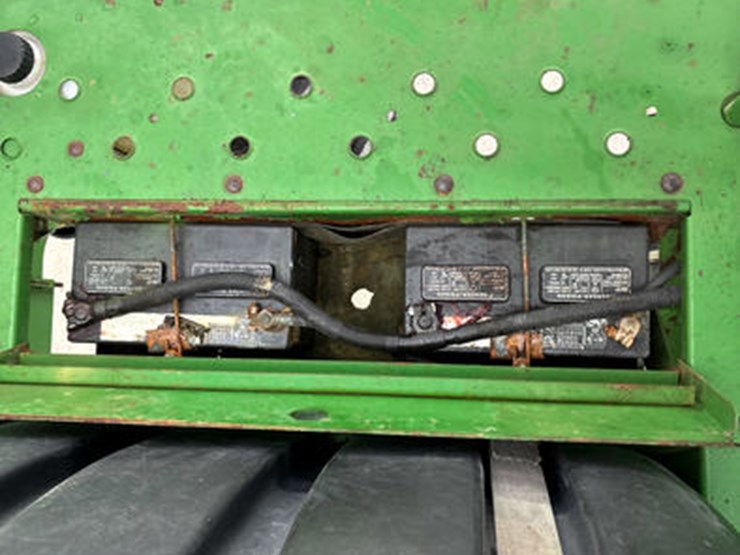 2003-john-deere-4710-image-87