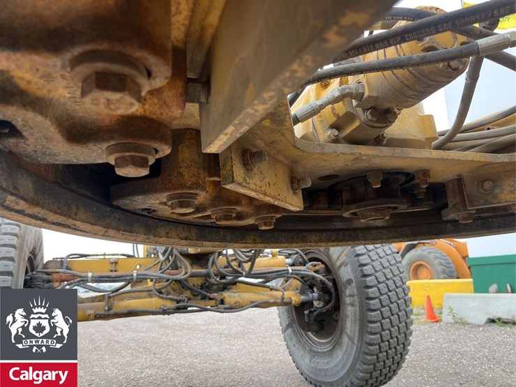 2008-caterpillar-140m-image-13