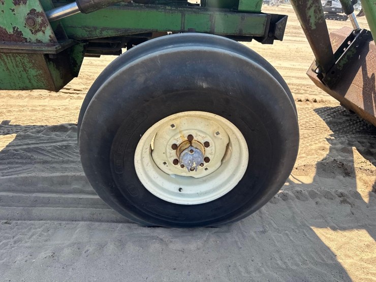 john-deere-2840-image-11