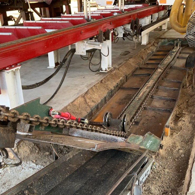#125 • Barn Sweep Conveyor
