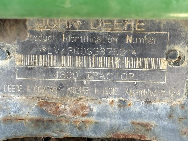 2001-john-deere-4300-image-22