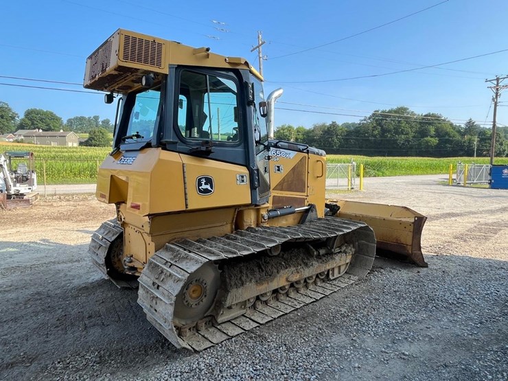2015-deere-650k-lgp-image-5