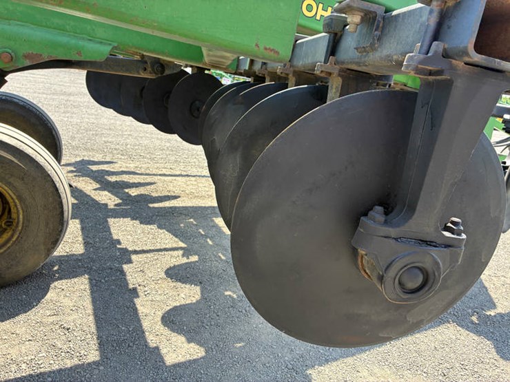 john-deere-2700-image-5