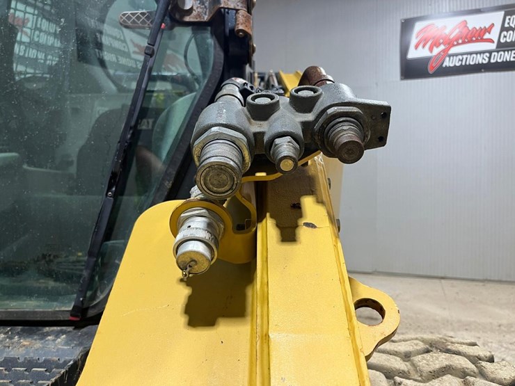 caterpillar-272d-image-11
