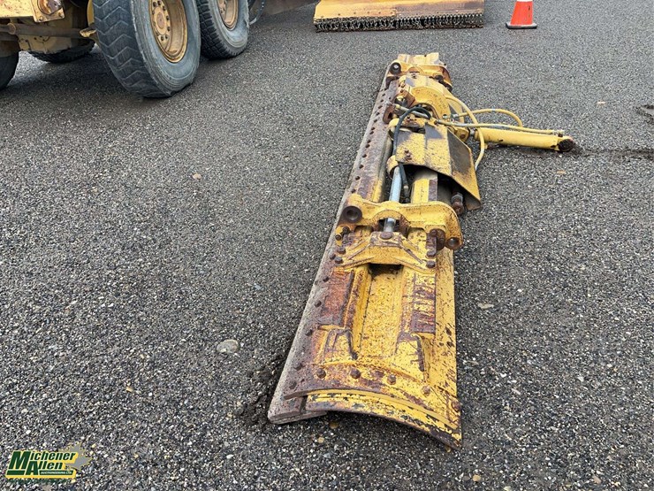 1989-caterpillar-140g-image-26