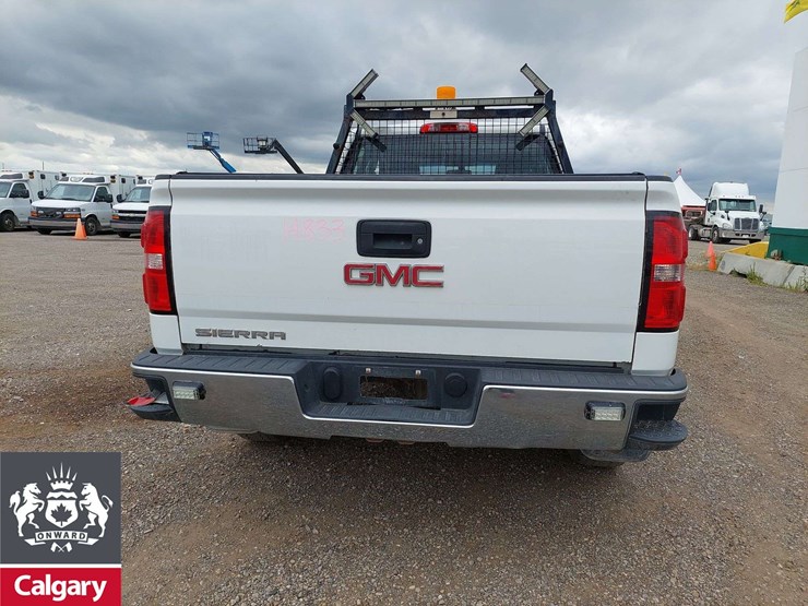 2017-gmc-sierra-1500-image-14