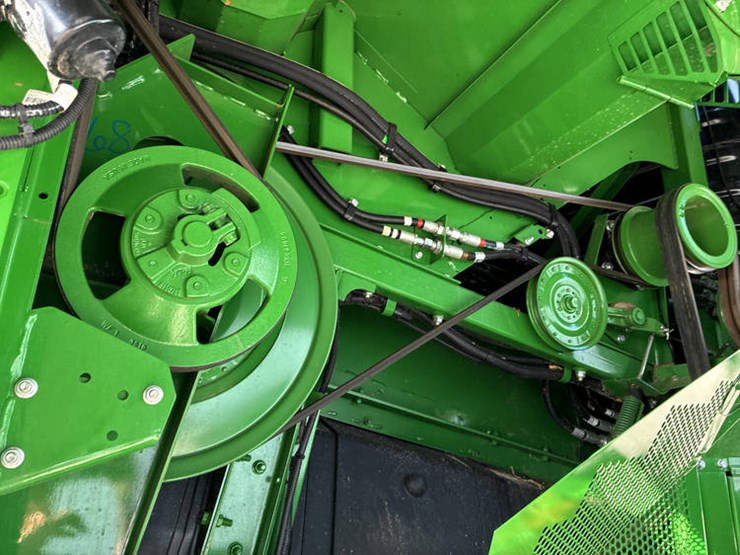 2024-john-deere-s790-image-82