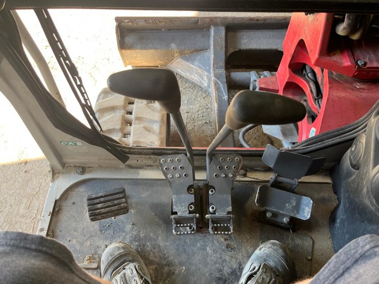 takeuchi-tb370-image-34