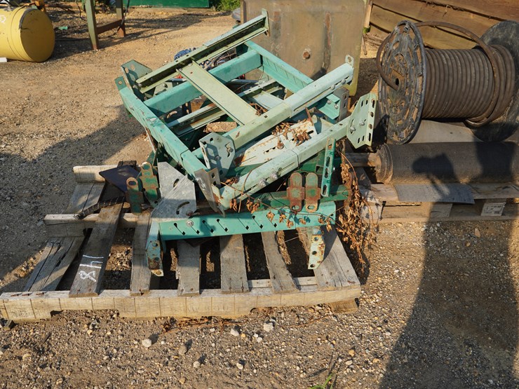 #148-•-roll-case-legs-and-hydraulic-hose-image-1