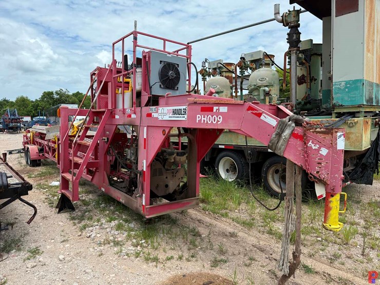 2014-pipehandler-53’-t/a-diesel-powered-hydraulic-pipe-handler-trailer-image-2