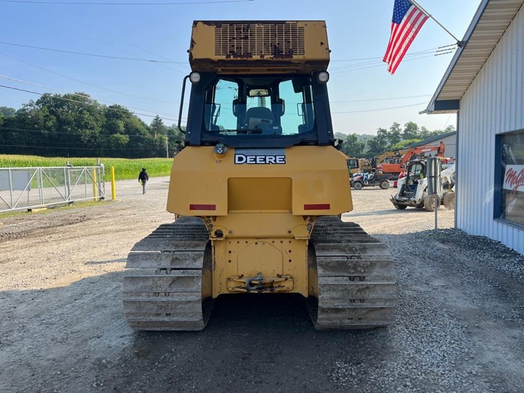 2015-deere-650k-lgp-image-4