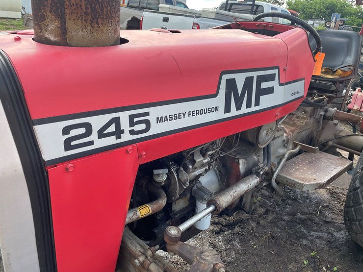massey-ferguson-245-image-6