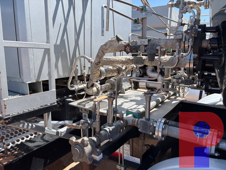 2012-ue--43’-t/a-nitrogen-pump-trailer-image-7