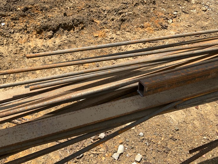 #175-•-steel-stock-image-5