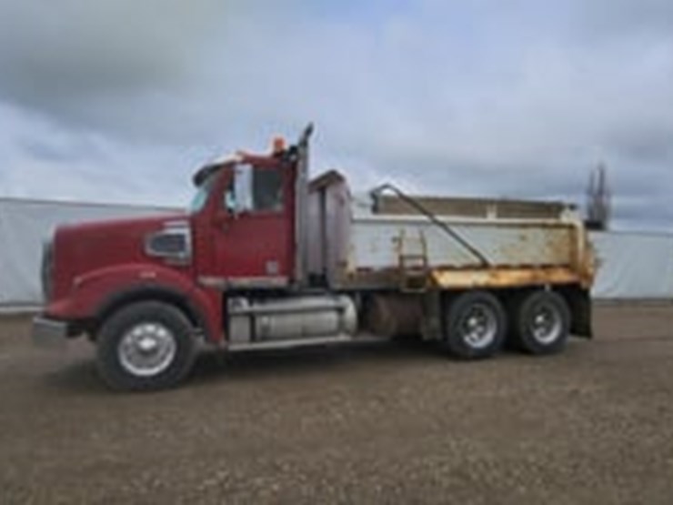 2012-freightliner-coronado-122-sd-image-5