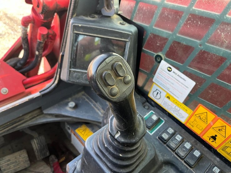 takeuchi-tl12r2-image-32