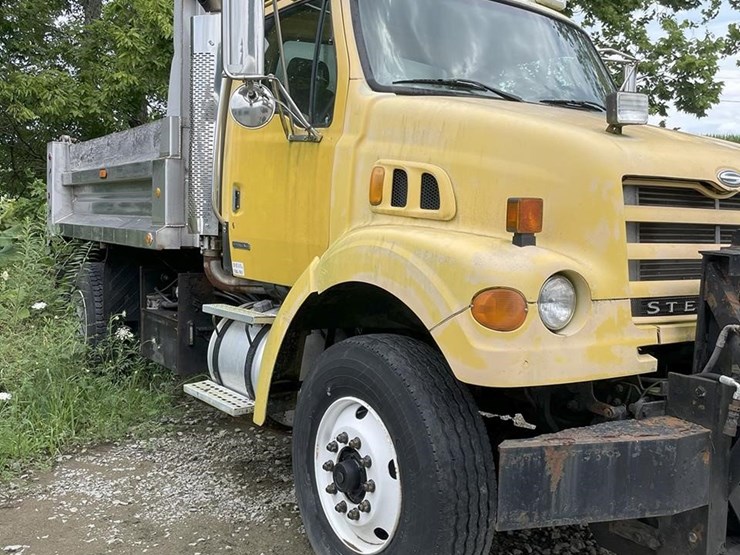 2003-sterling-l7500-image-3