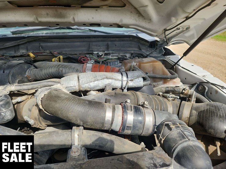 2011-ford-f550-image-30