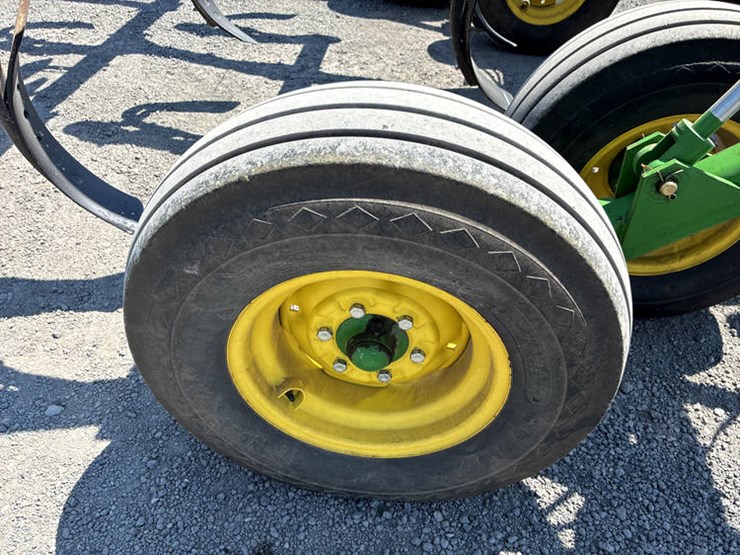 2014-john-deere-714-image-39