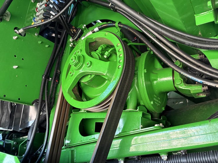2024-john-deere-s790-image-47