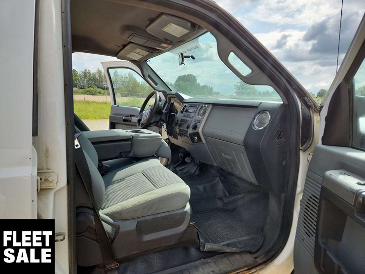 2015-ford-f350-image-18