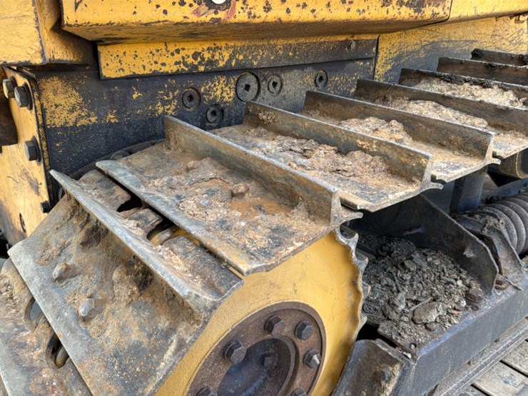 deere-450g-image-21