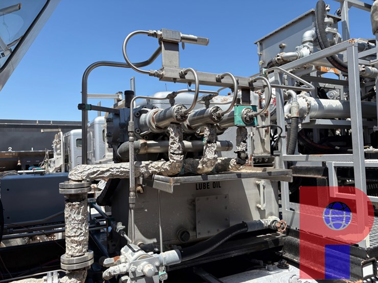 2012-ue--43’-t/a-nitrogen-pump-trailer-image-4