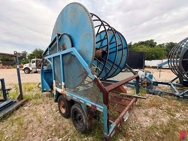 2015-united-trailer-22’-x-102”-t/a-gooseneck-hydraulic-reel-trailer-image-15
